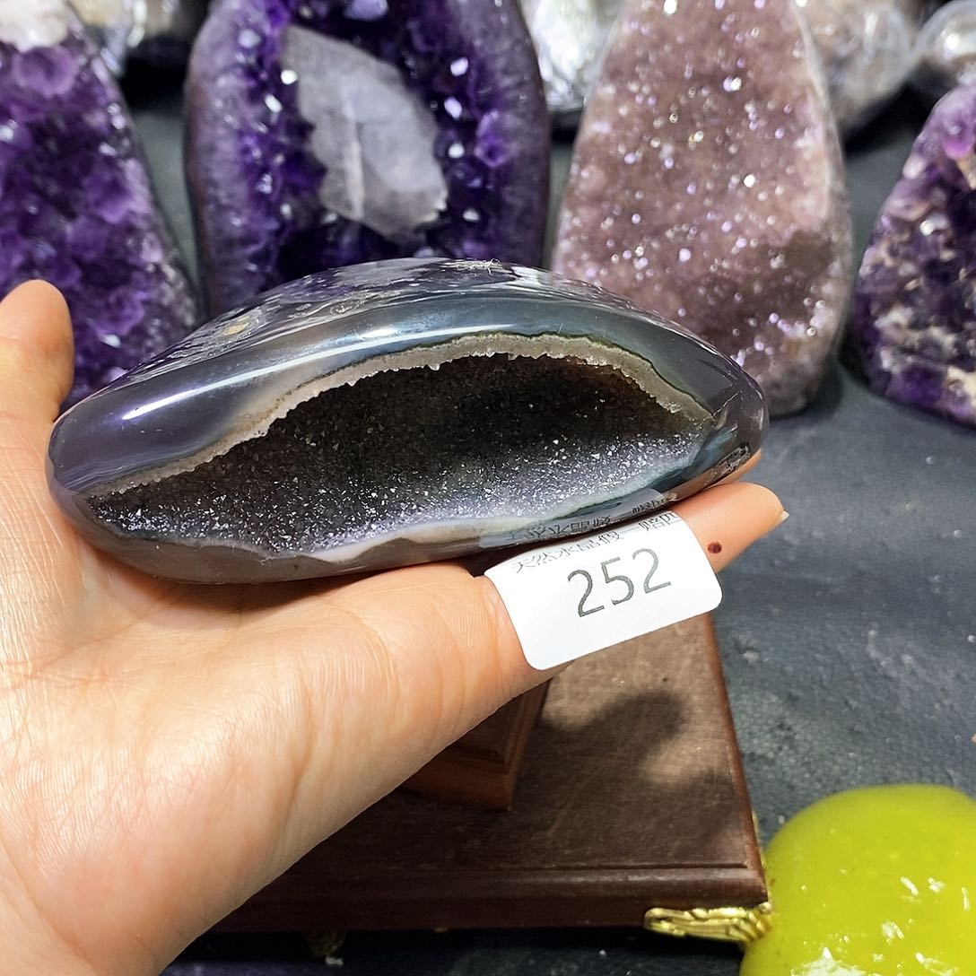 水晶大型摆件（非配饰）未镶嵌