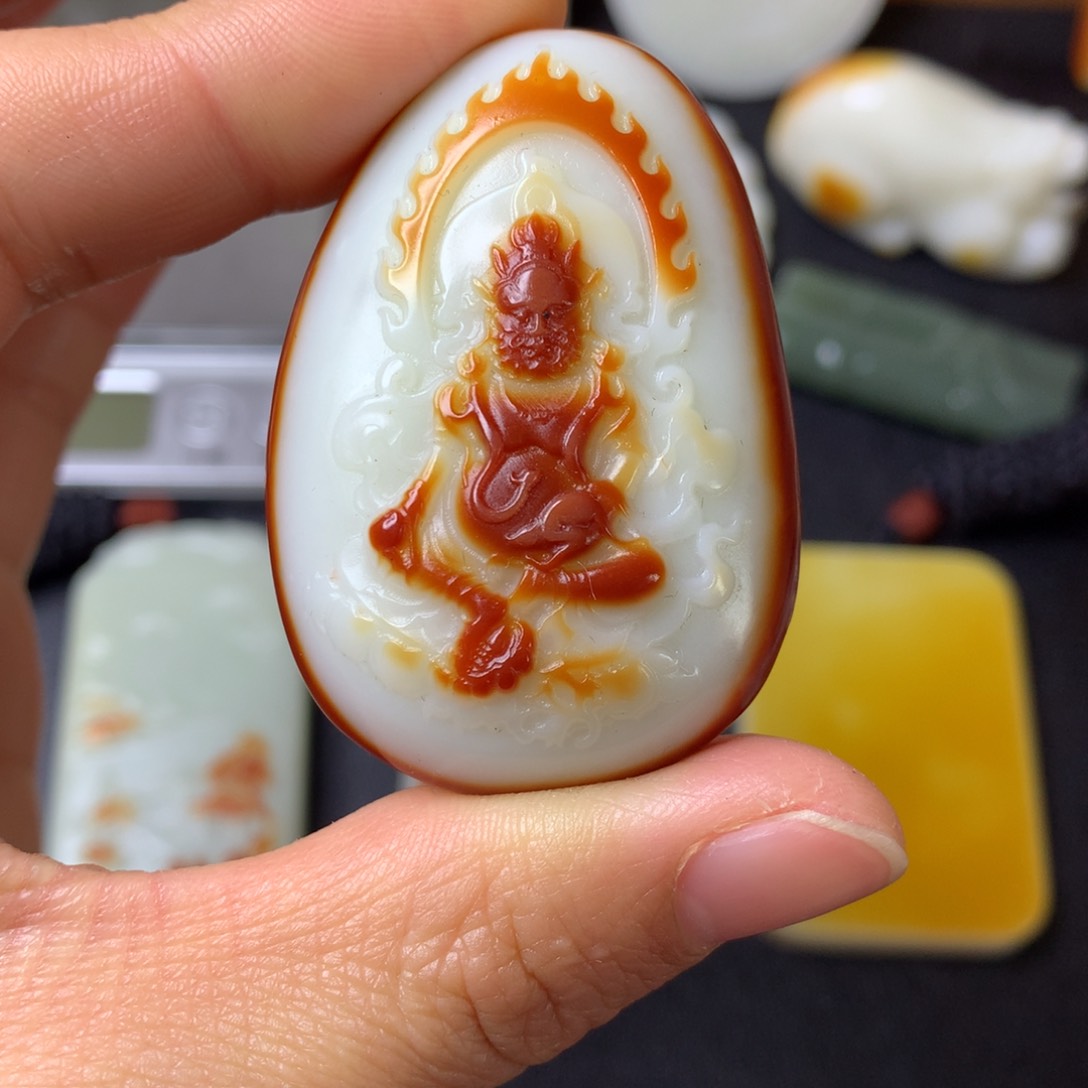 和田玉颈饰未镶嵌