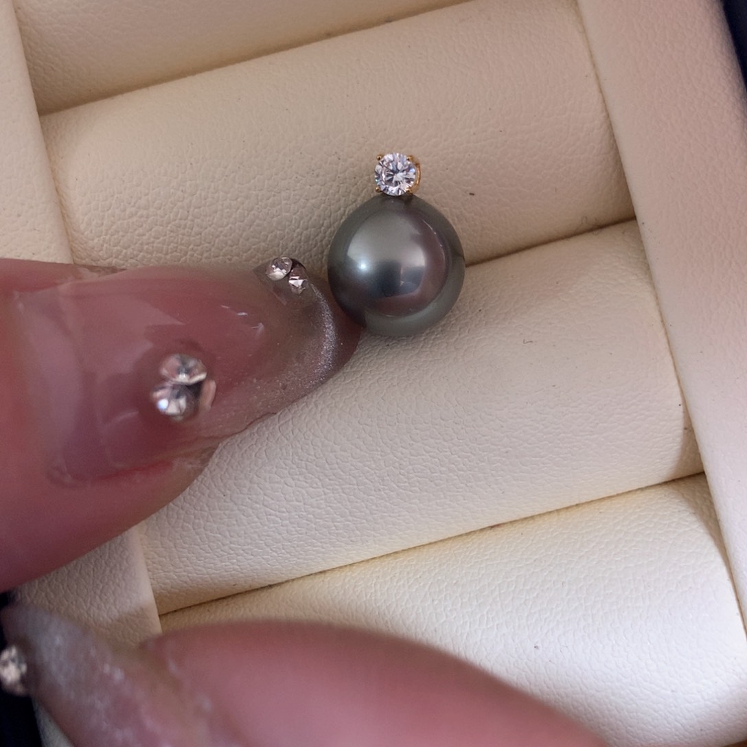 海水珍珠颈饰18K金镶嵌