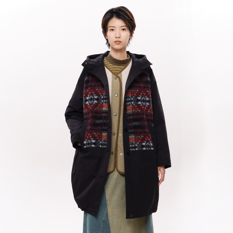 【新】MOVEUP幻走2025冬季.FUN 连帽毛呢拼接长款棉外套女3EWD20934