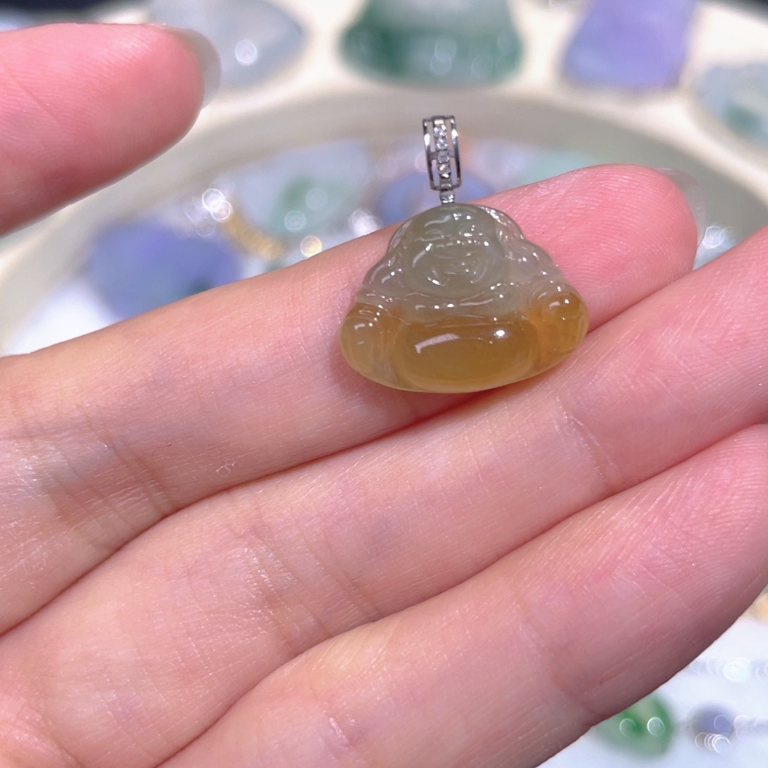 颈饰18K金镶嵌翡翠翡翠