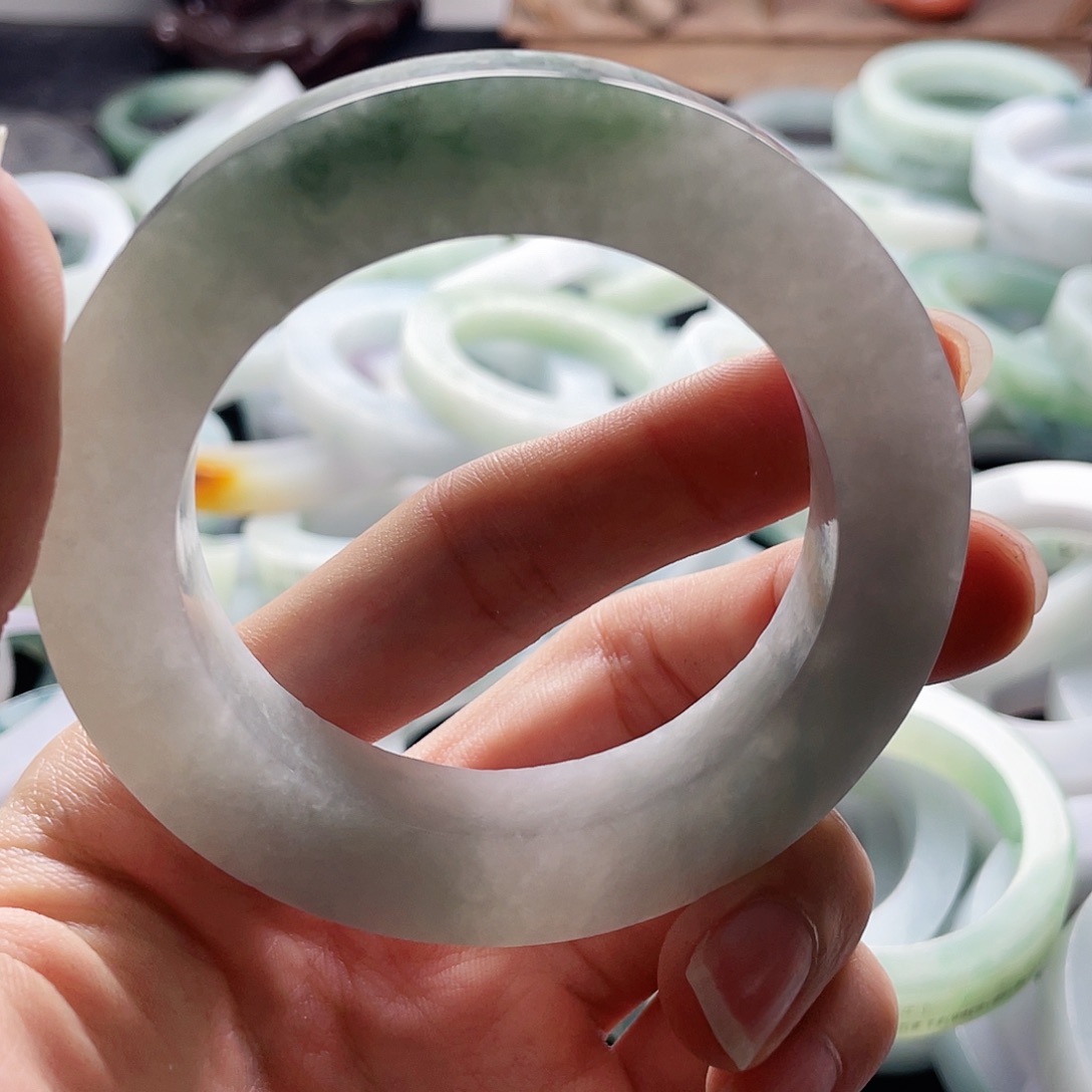 冬***韵定制翡翠未镶嵌A货