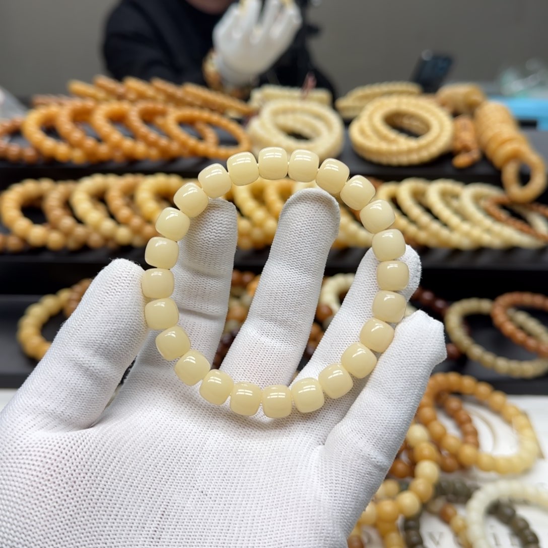 【闪购商品】菩提根/象牙果手串晚*9×10 10年 白透 鬼工