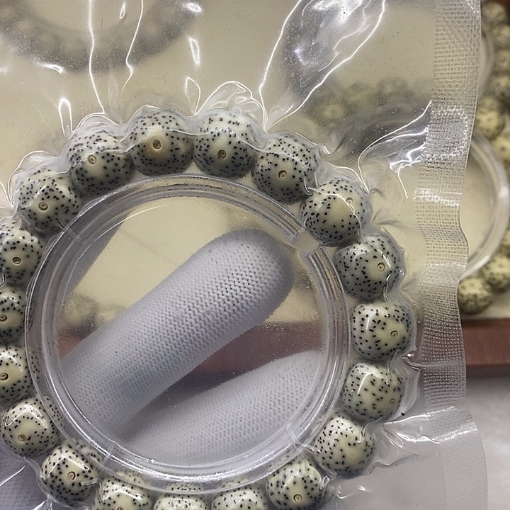 星月菩提手串王****助66668888a4