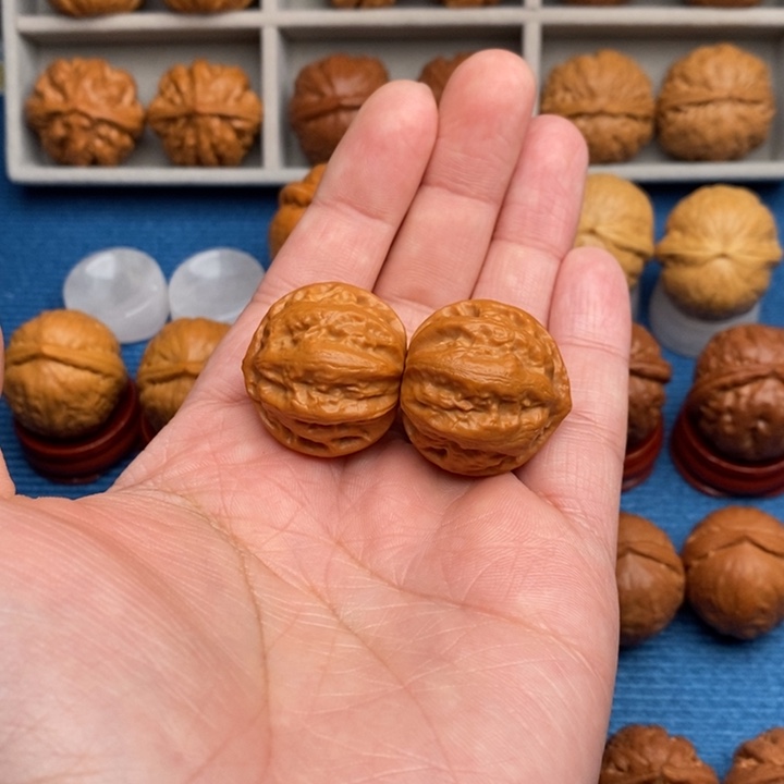 把件文玩核桃小霸王龙