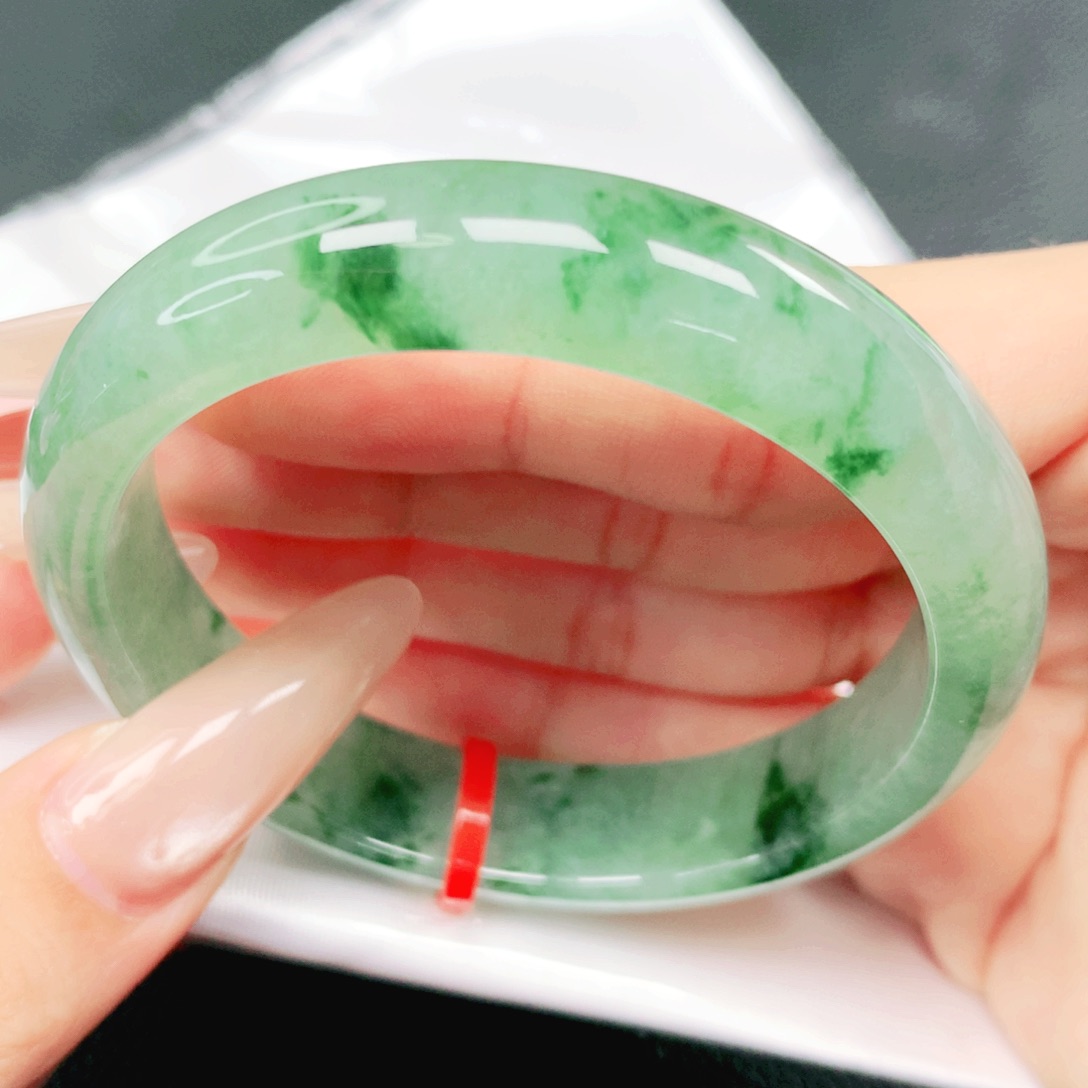 翡翠未镶嵌手镯54