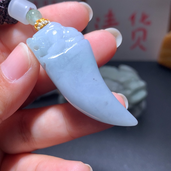 翡翠未镶嵌颈饰保真天然A货翡翠