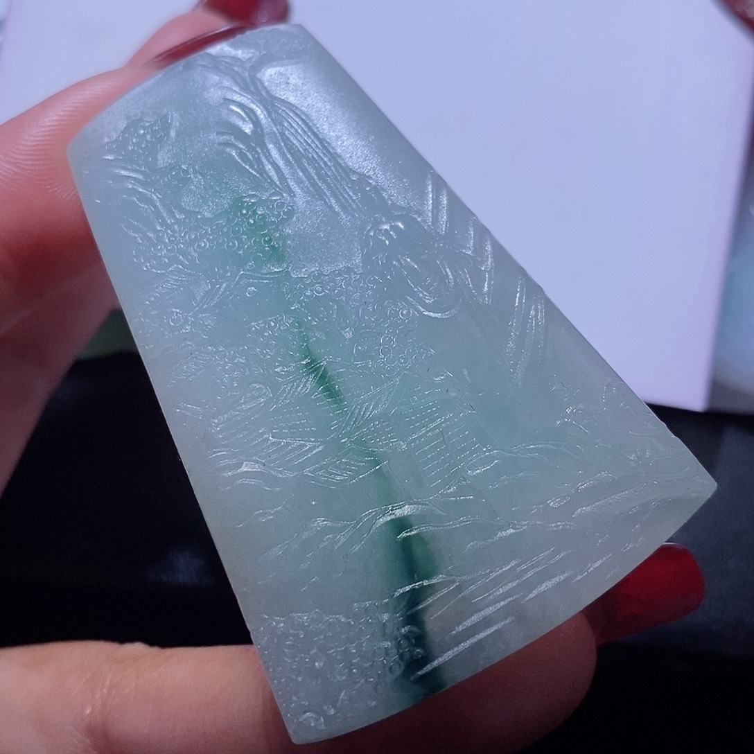 定制翡翠未镶嵌翡翠