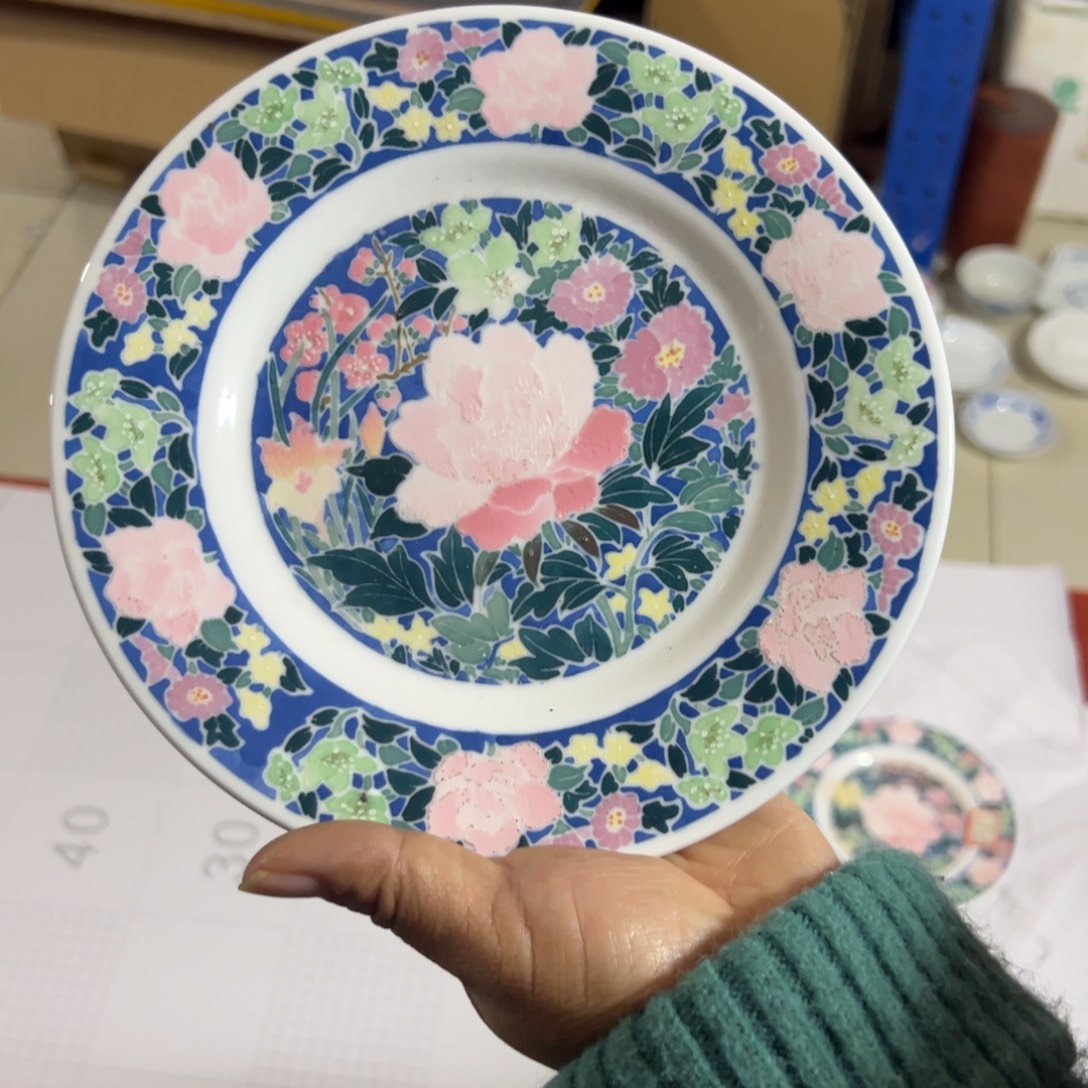 迎***福醴陵高温瓷群力18厘米微瑕