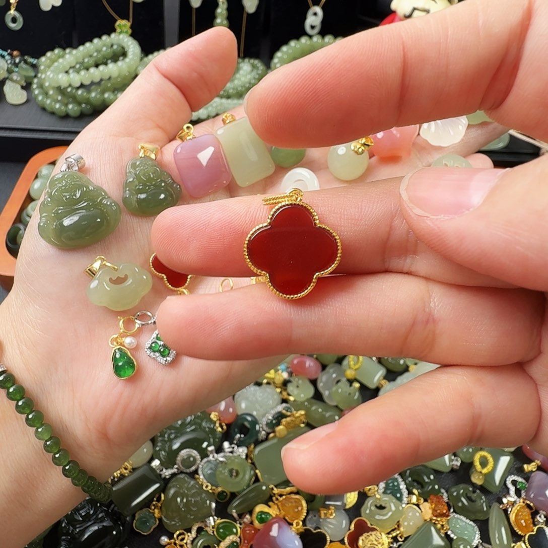 玛瑙/玉髓银S925镶嵌颈饰