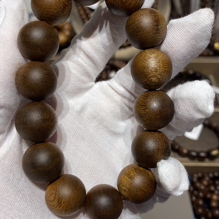 沉香手串越南黄奇楠沉香