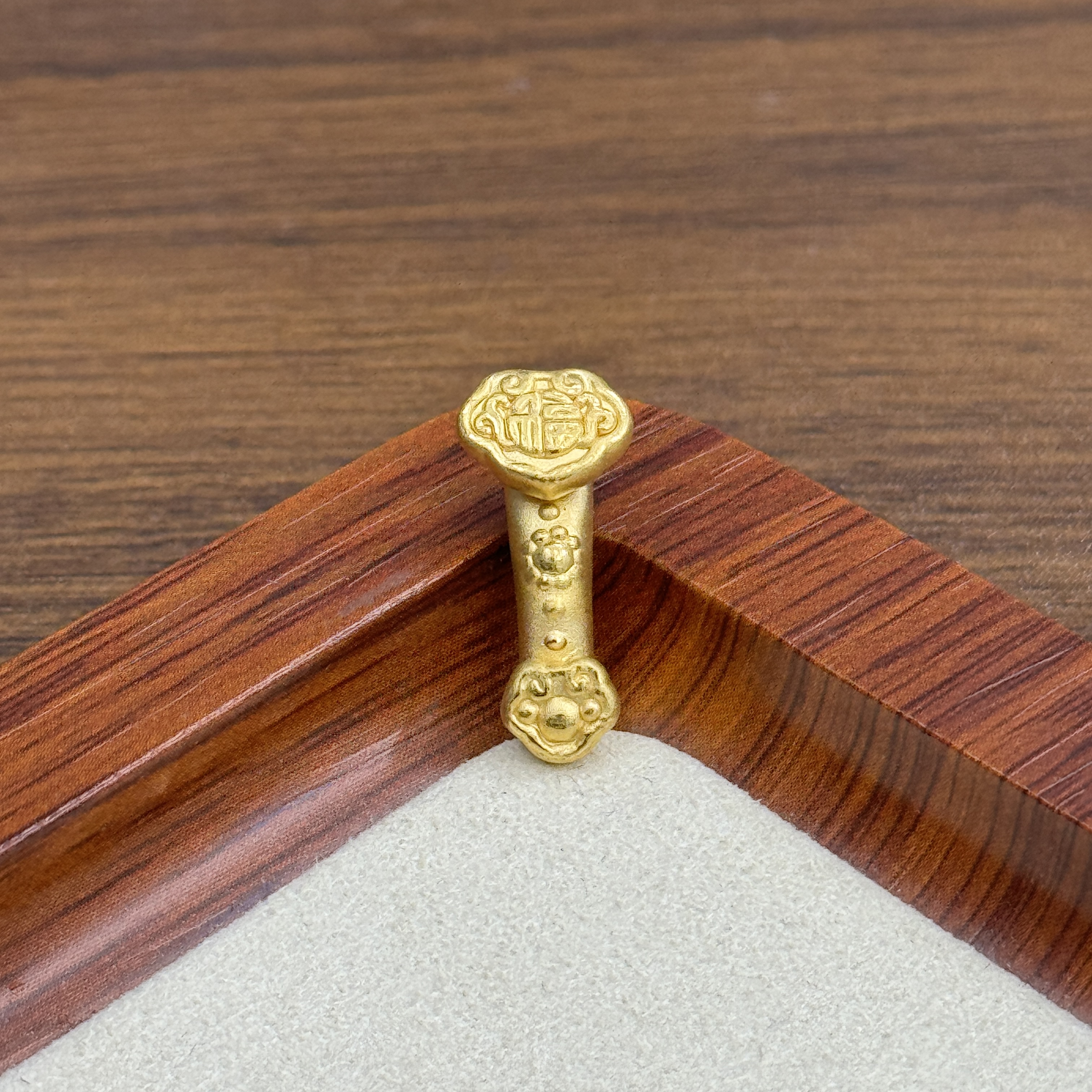 顺鑫黄金足金999纳福如意DP2048-0990