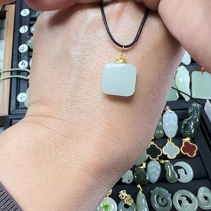 和田玉吊坠(不含链)银S925镶嵌