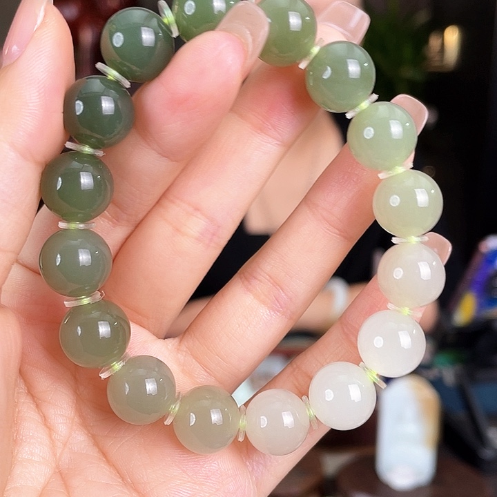 和田玉未镶嵌颈饰定制发货