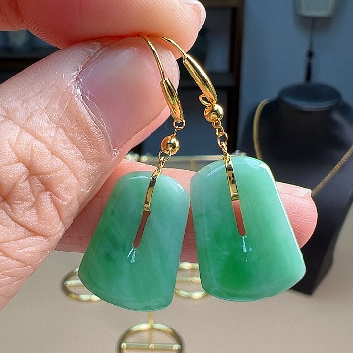 翡翠耳饰18K金镶嵌耳饰