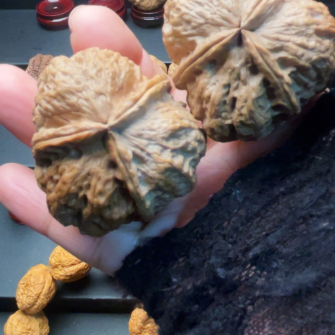 文玩核桃把件虎印……