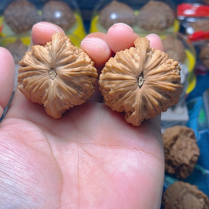 文玩核桃吊坠啊*猫磨盘