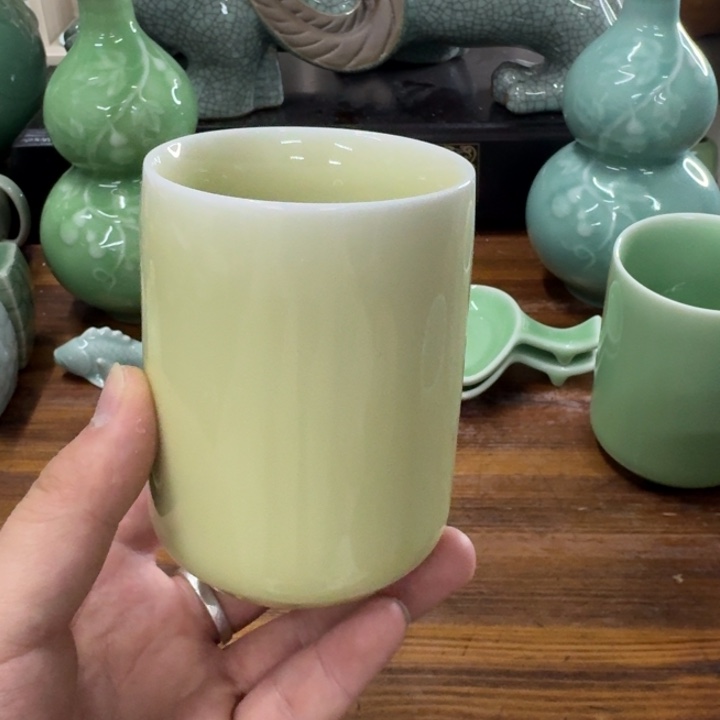 龙泉青瓷茶具微瑕4630