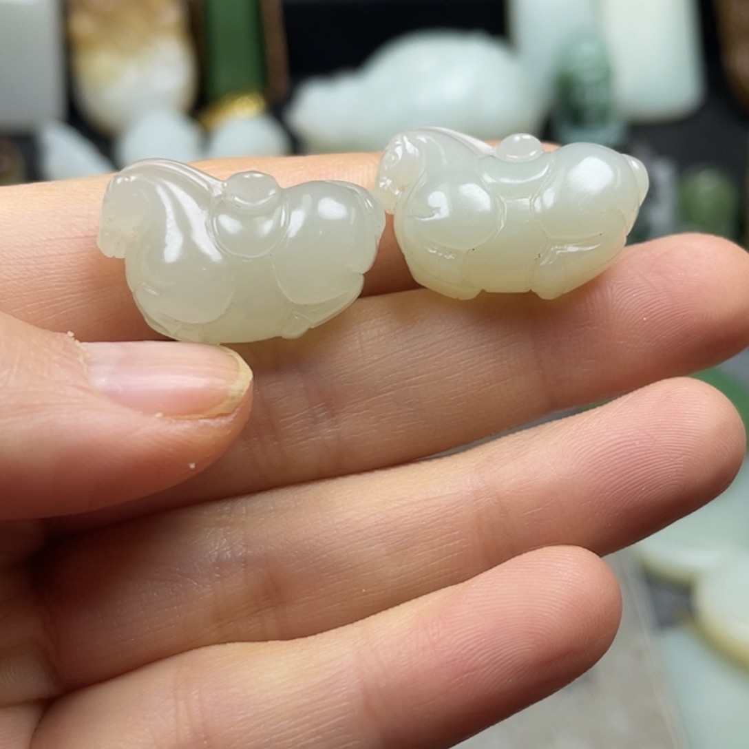 颈饰未镶嵌和田玉（糖玉）鋆