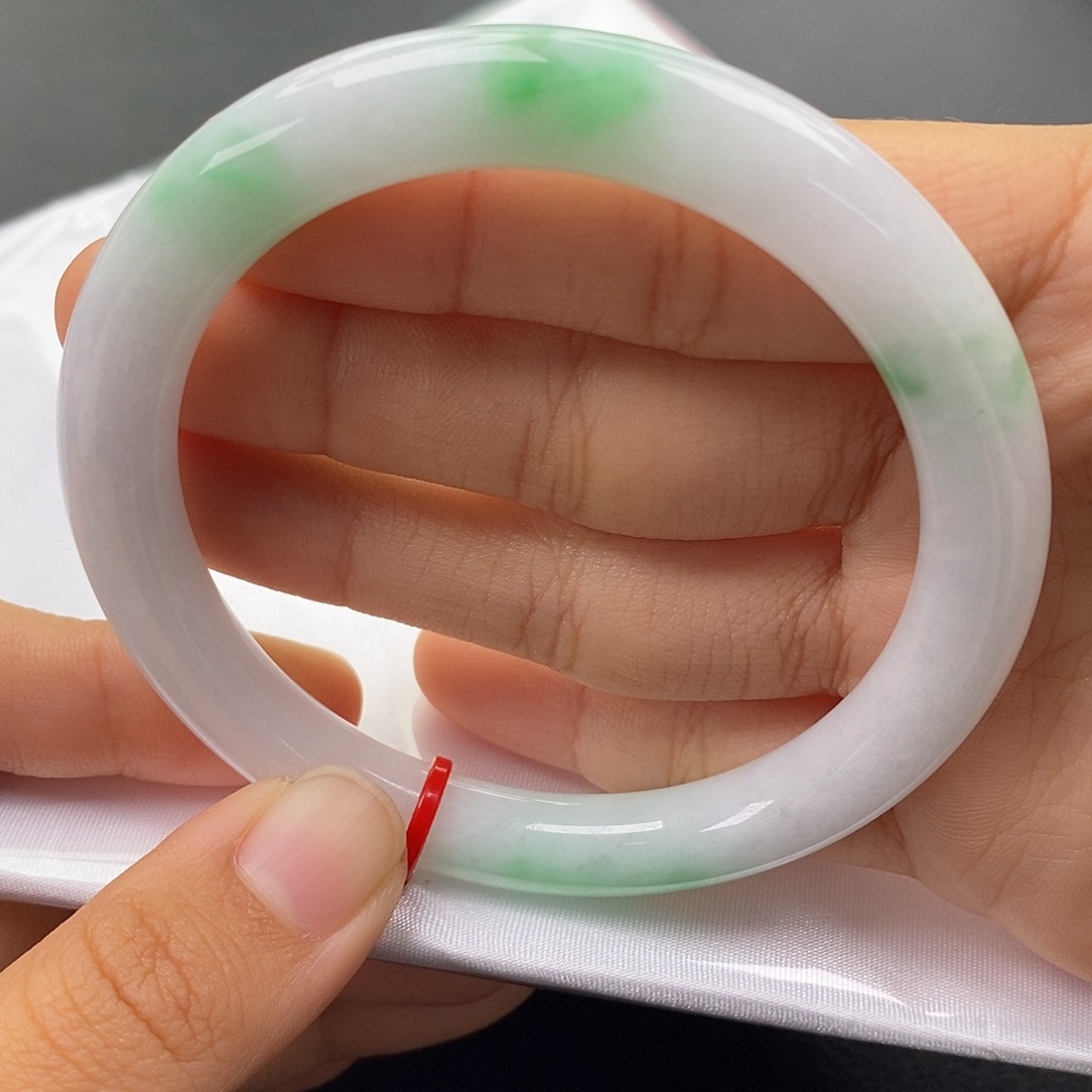 翡翠未镶嵌手镯（圆镯）5859圈