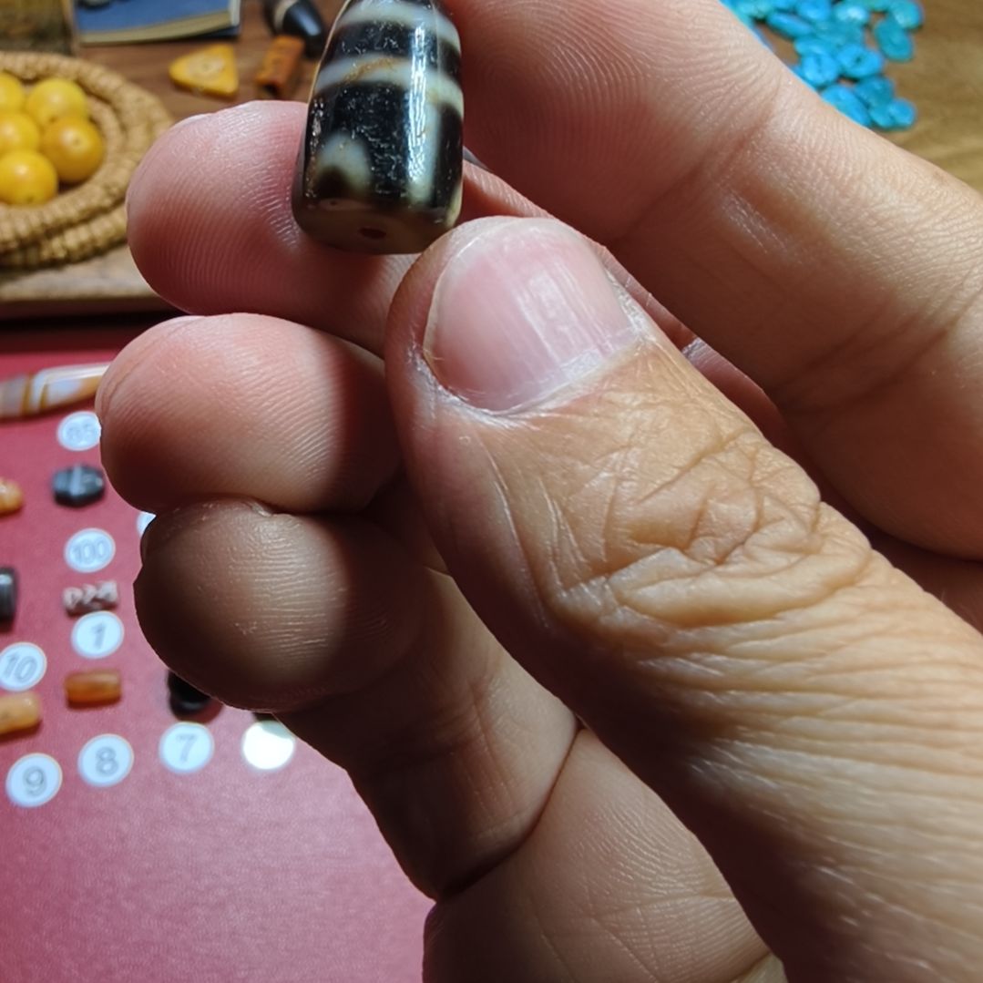 玛瑙/玉髓未镶嵌天然原矿玛瑙