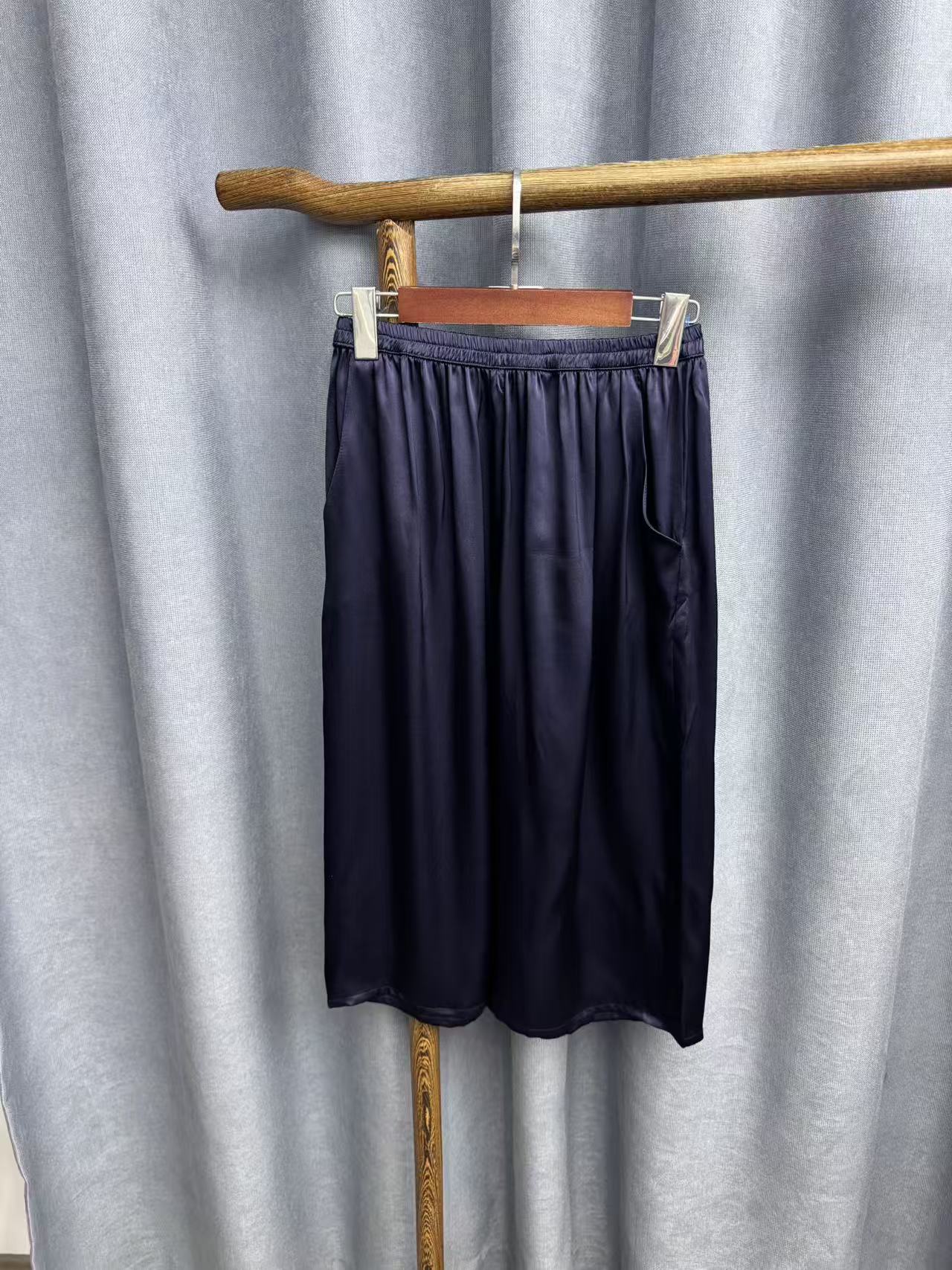 夏季新款简约百搭宽松桑蚕丝七分裤女T770