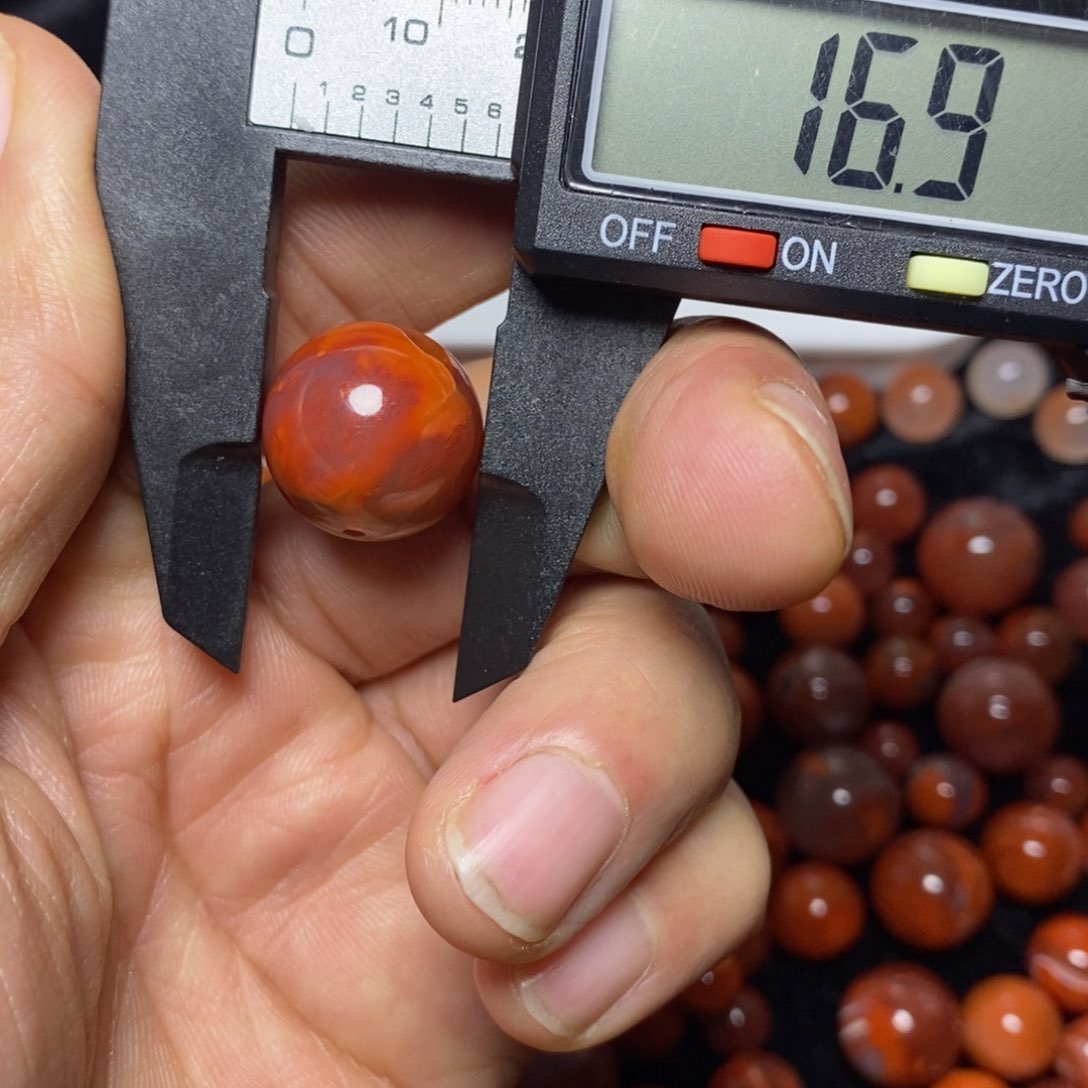 未镶嵌16.8加毫米老型一个97南红玛瑙