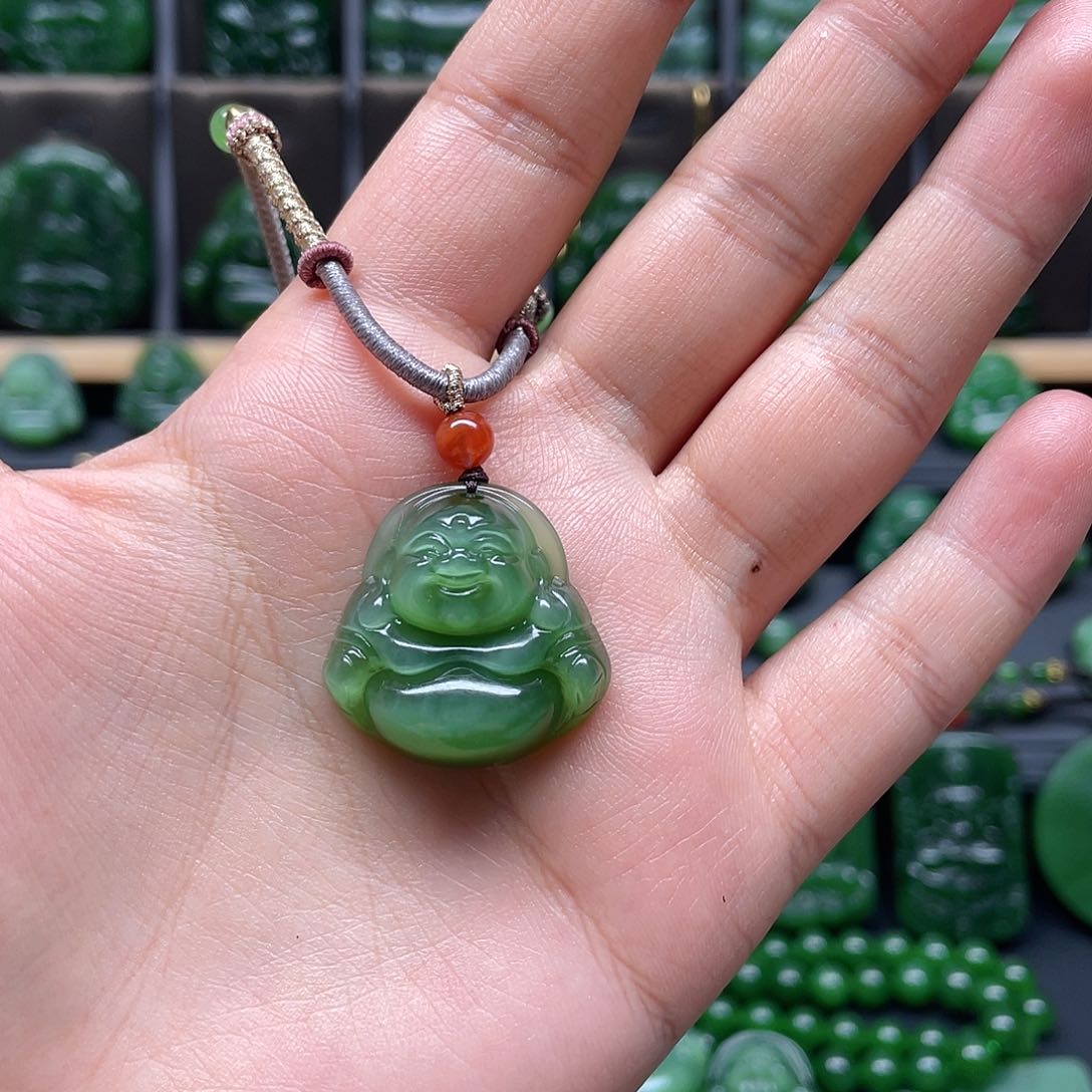 和田玉吊坠未镶嵌