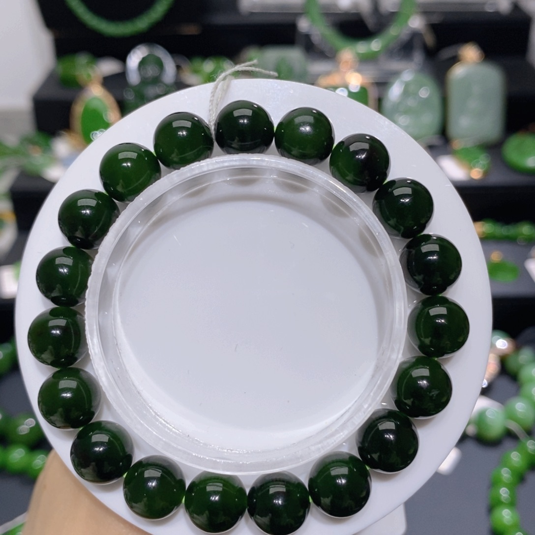 手链未镶嵌和田玉（碧玉）