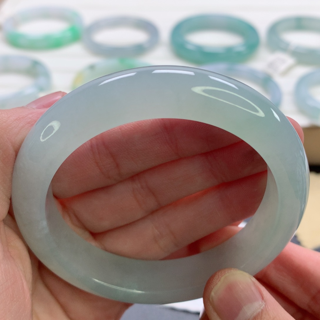 翡翠手镯未镶嵌6号