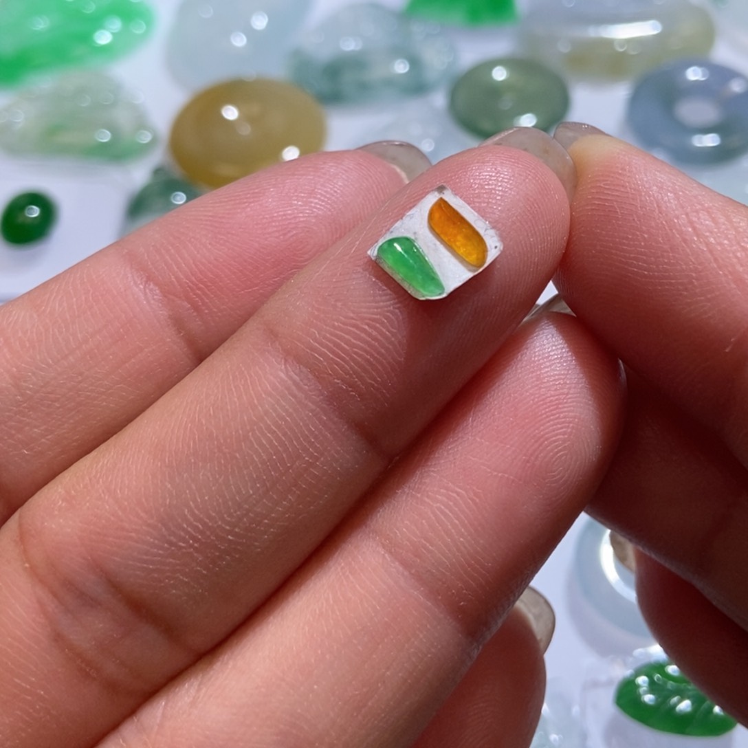 未镶嵌定制翡翠翡翠