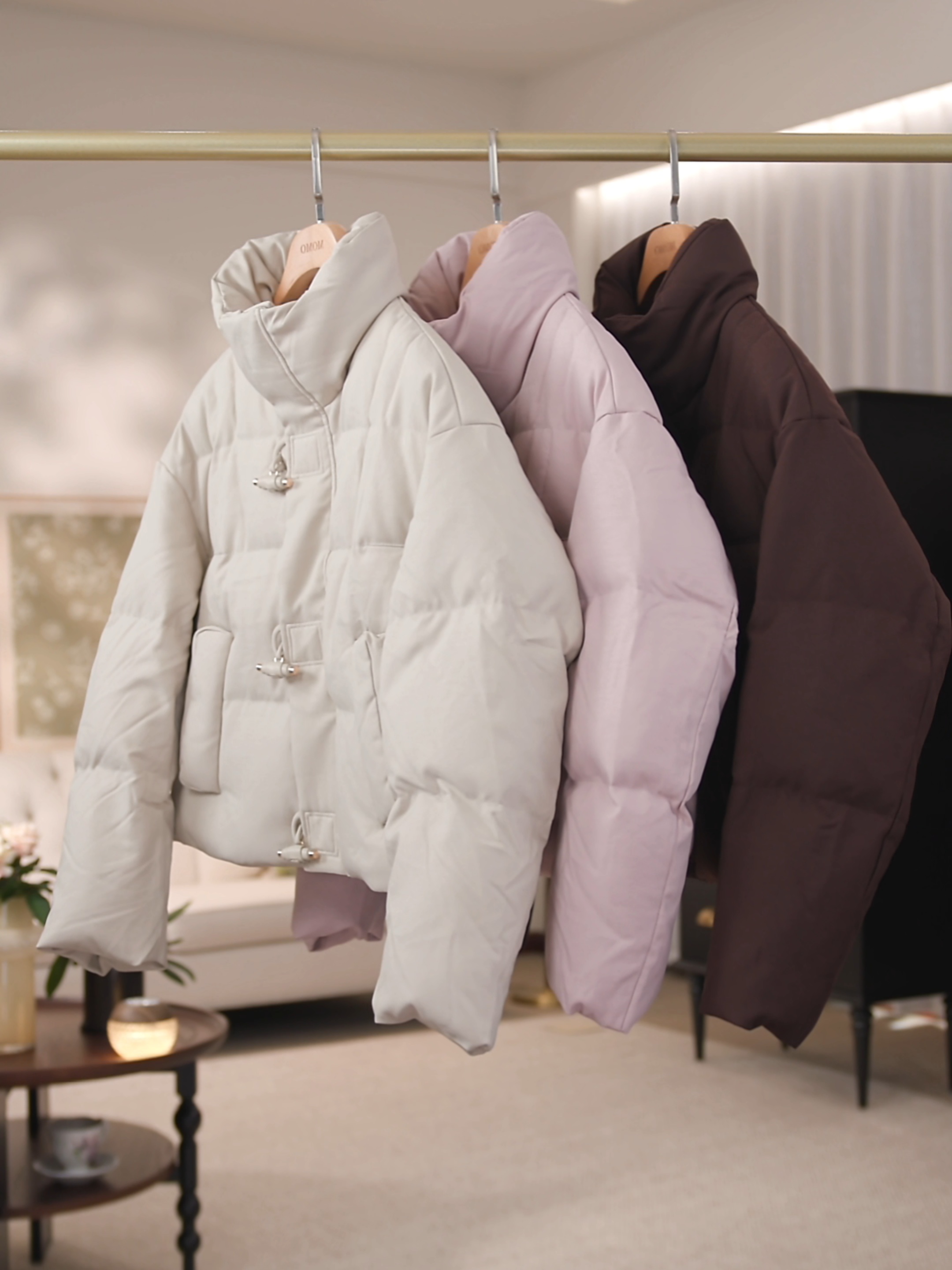 “牛角面包”短款90绒子含量白鸭绒羽绒服