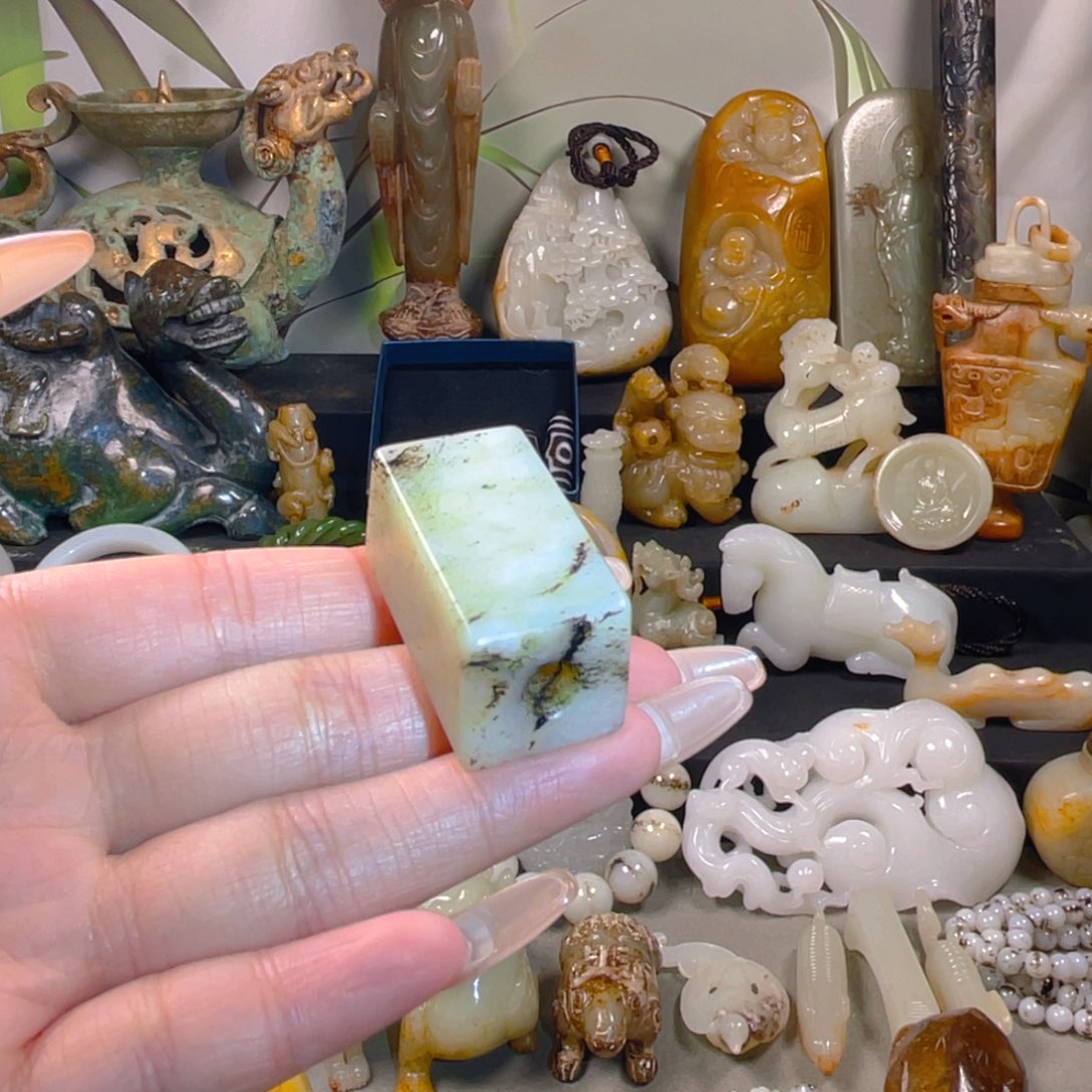 和田玉挂件未镶嵌9