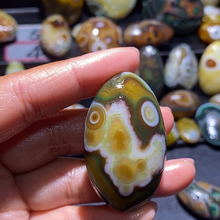 玛瑙/玉髓未镶嵌珠宝奇石17