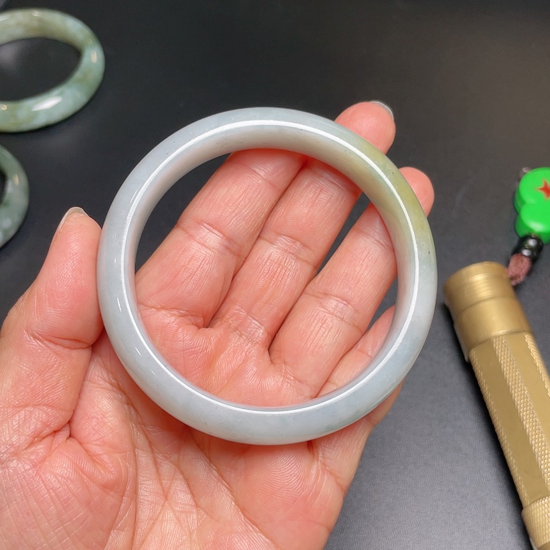 翡翠未镶嵌手镯天然翡翠手镯