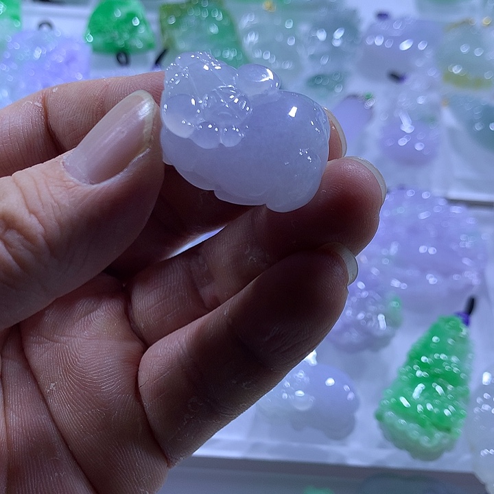 翡翠未镶嵌颈饰天然翡翠A货吊坠