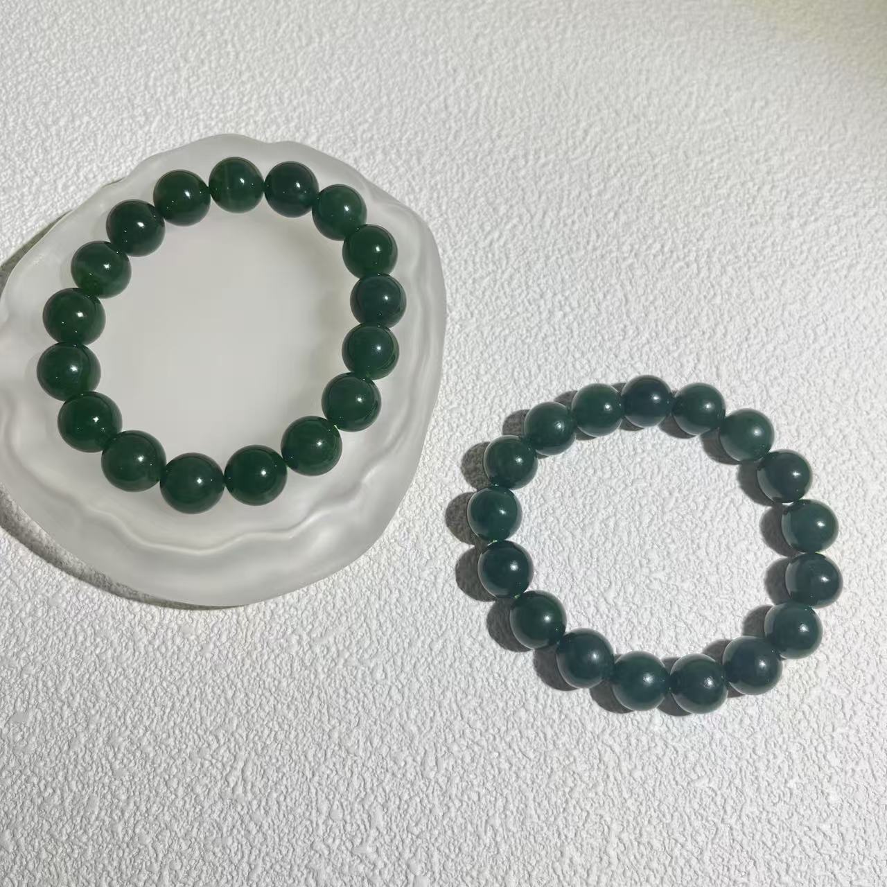 天然和田玉 碧玉红皮单圈手串 多样性发货拍一发一H480