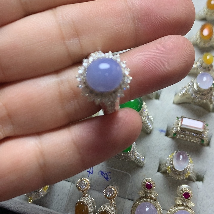 定制翡翠未镶嵌戒指