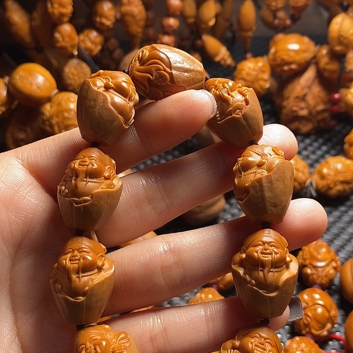 吊坠橄榄核包衣财神