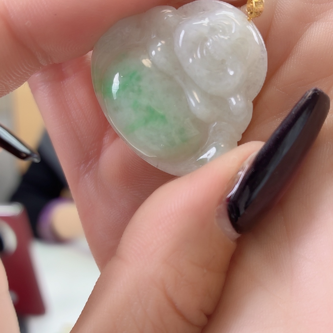 翡翠18K金镶嵌颈饰翡翠