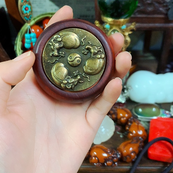 织绣正能量满格啊哈哈啊哈哈哈