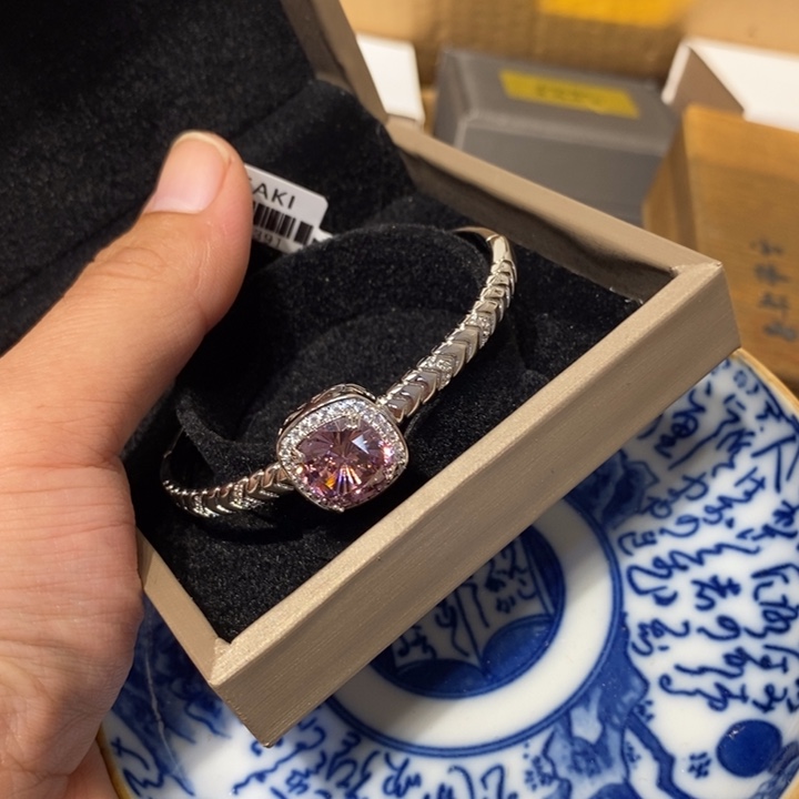 星***海其他204。          