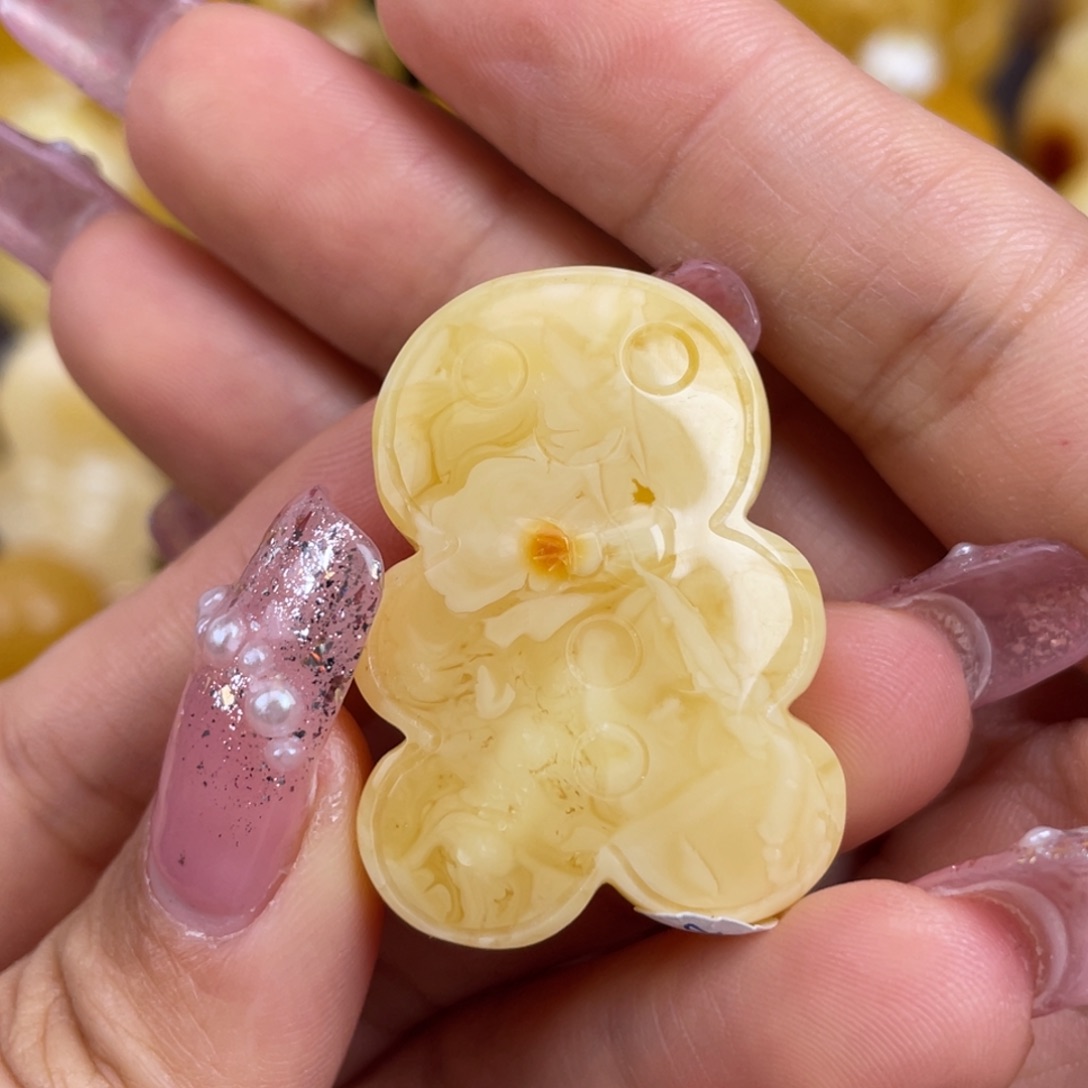 琥珀裸石未镶嵌蜜蜡
