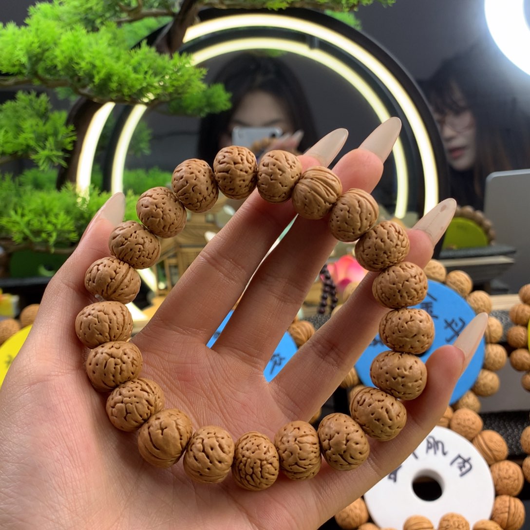 桃核手串A*·树王纽扣