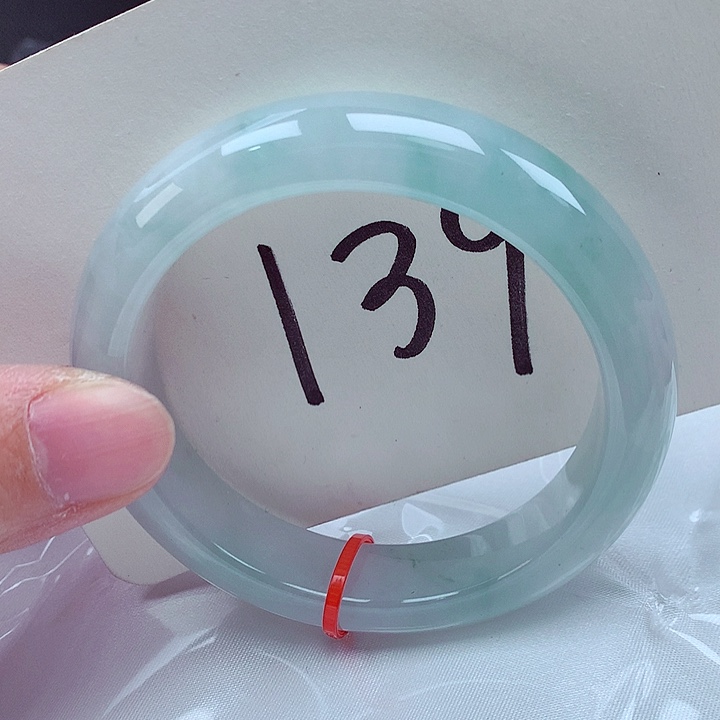 翡翠未镶嵌手镯翡翠