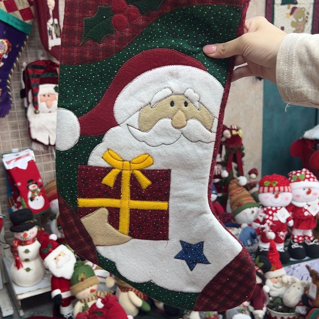 毛绒圣诞中古老货