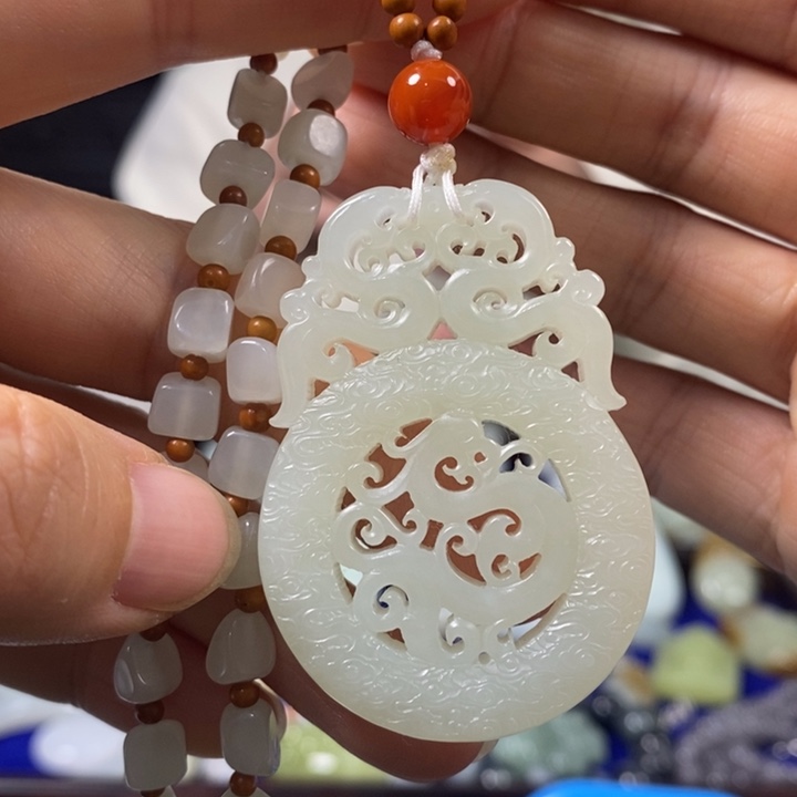 和田玉挂件未镶嵌知*