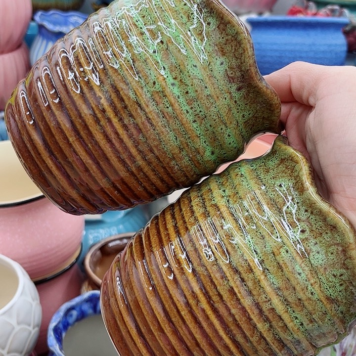 多肉绿植陶瓷花盆9.9包邮，有孔