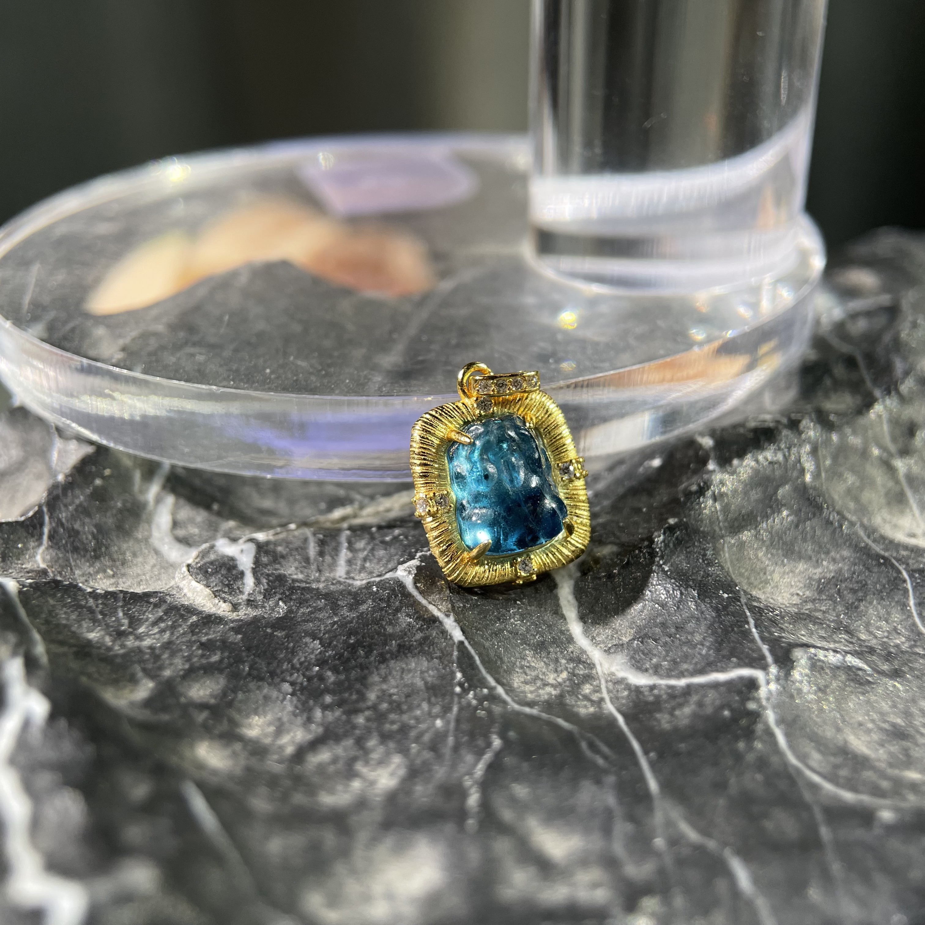 s925伦敦蓝托帕石貔貅吊坠 KT25120320