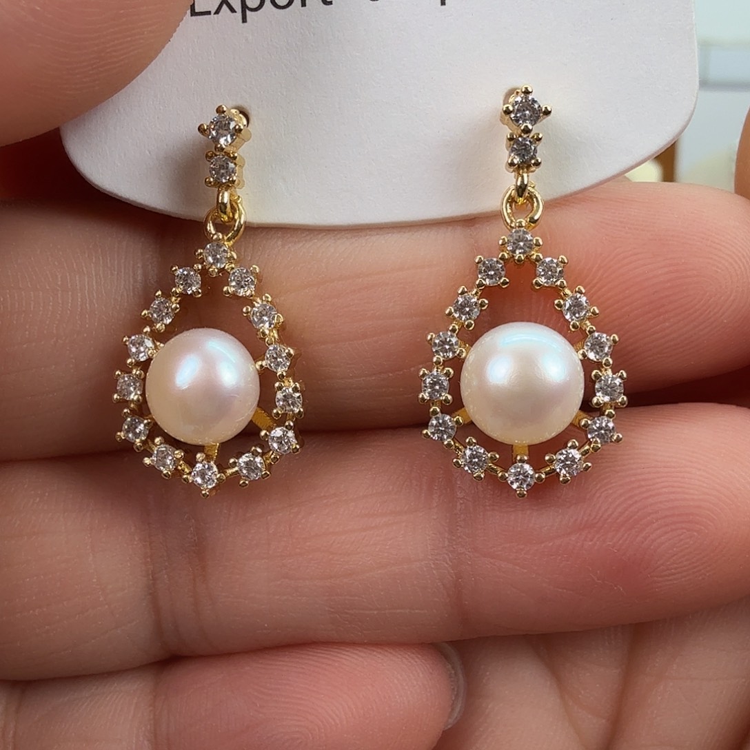 未镶嵌淡水珍珠耳饰